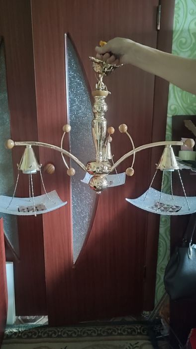Люстра для комнат