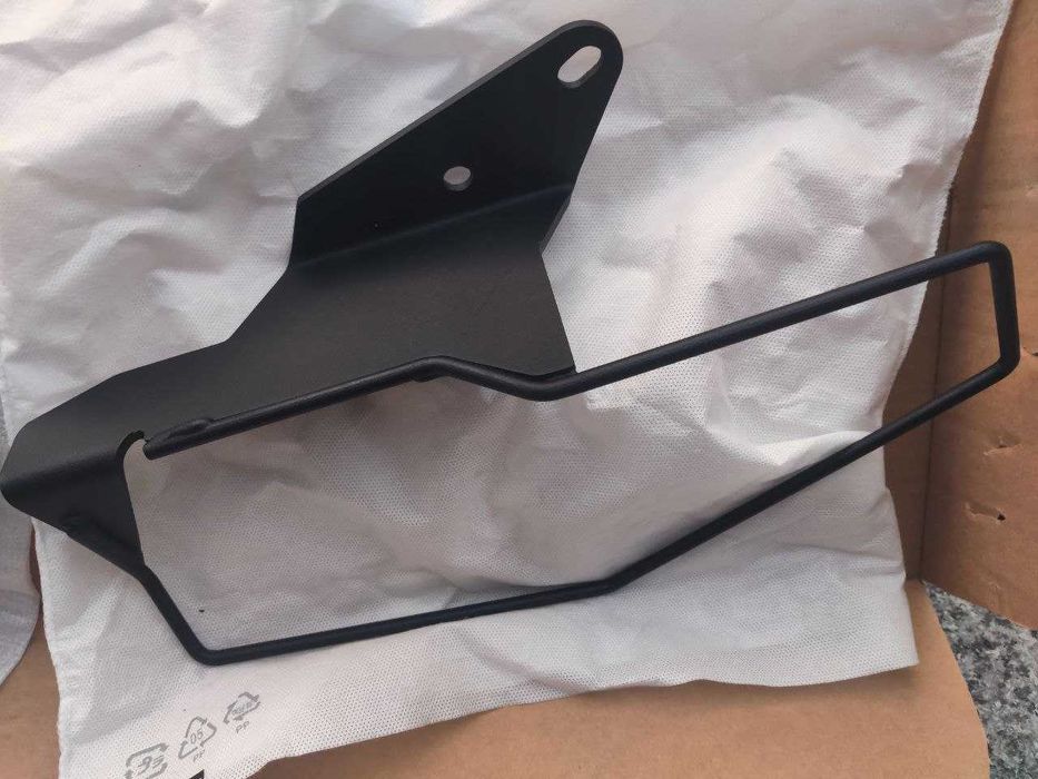 Suport x2 lateral SHAD genti voiaj pentru SUZUKI GSX-S 750