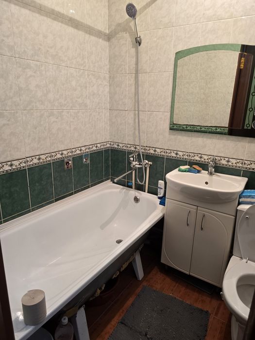 Продам 2 комнатную квартиру