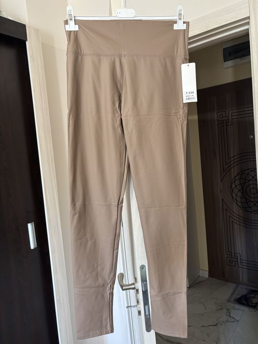 Дамски кожени панталони