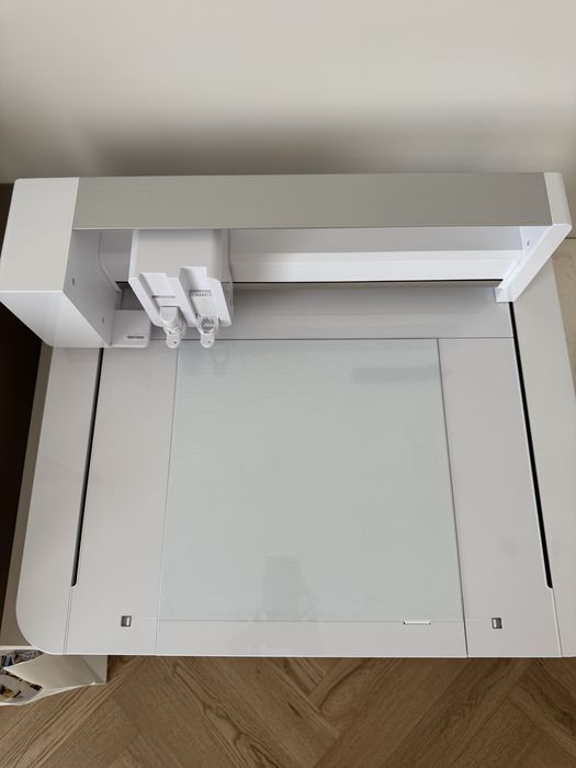 Продам плоттер silhouette curio 2
