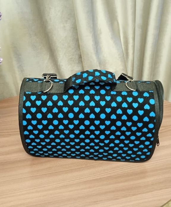 Переноска для питомцев