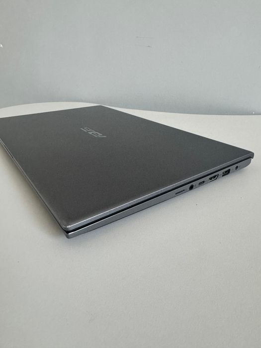Ноутбук Asus vivabook