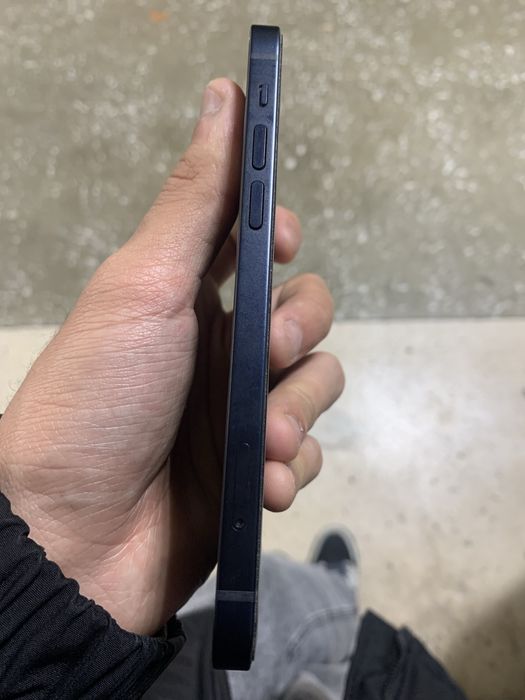 Продам айфон 12 в идеальном состоянии