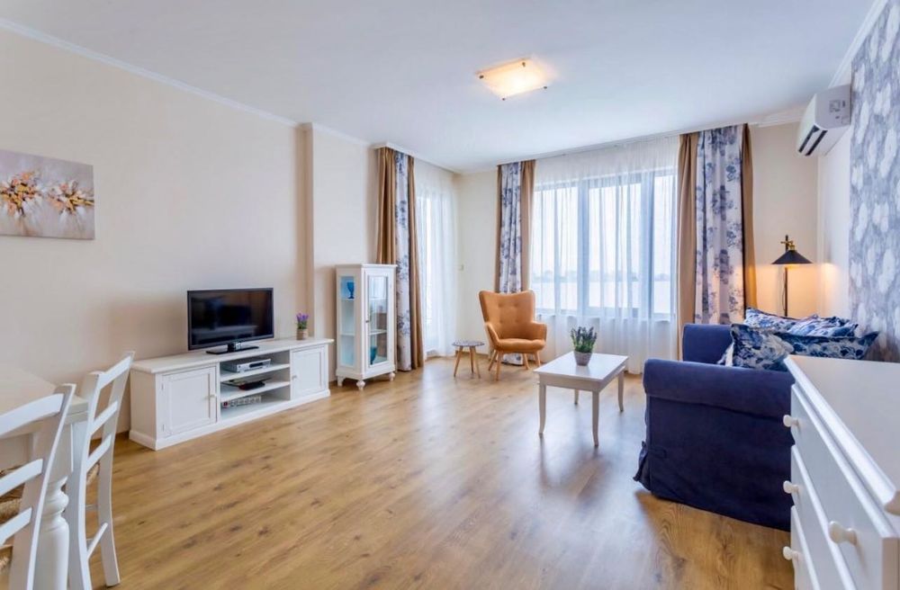Продава се Тристаен апартамент в Поморие - 125 кв.м за 1599 €/кв.м - Снимка #11