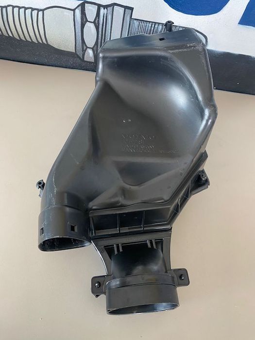 Carcasa Filtru Aer Volvo C30 C70 S40 V50 30792181
