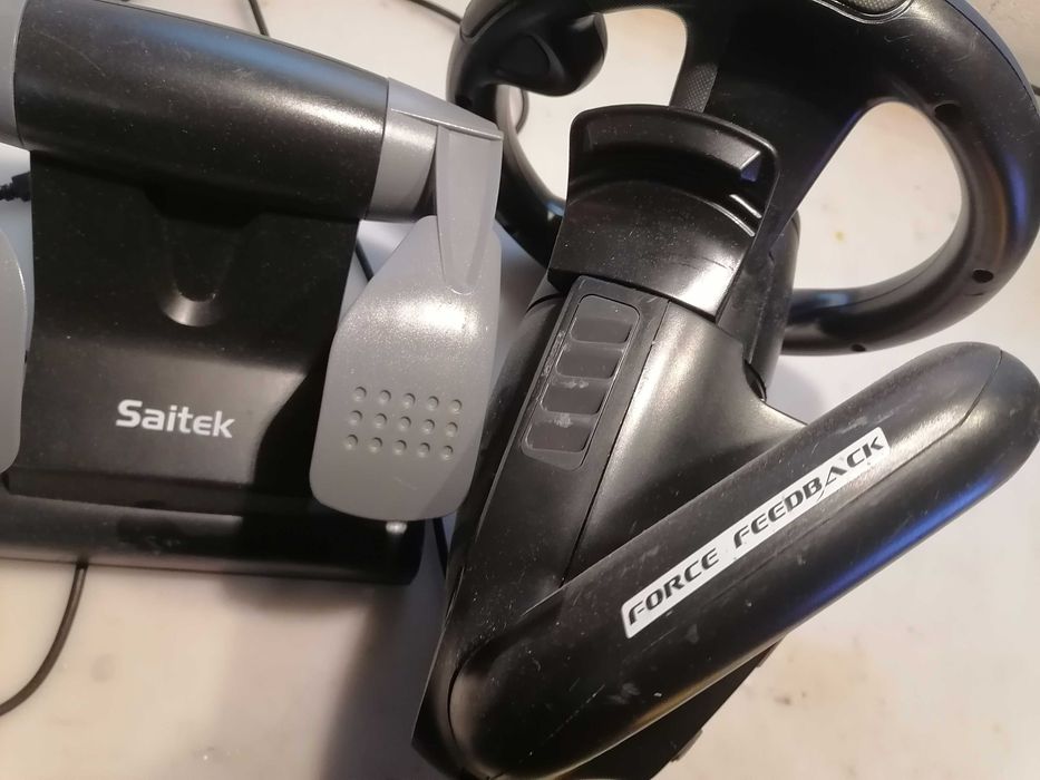 volan jocuri pc marca Saitek R440 cu force feedback , functional