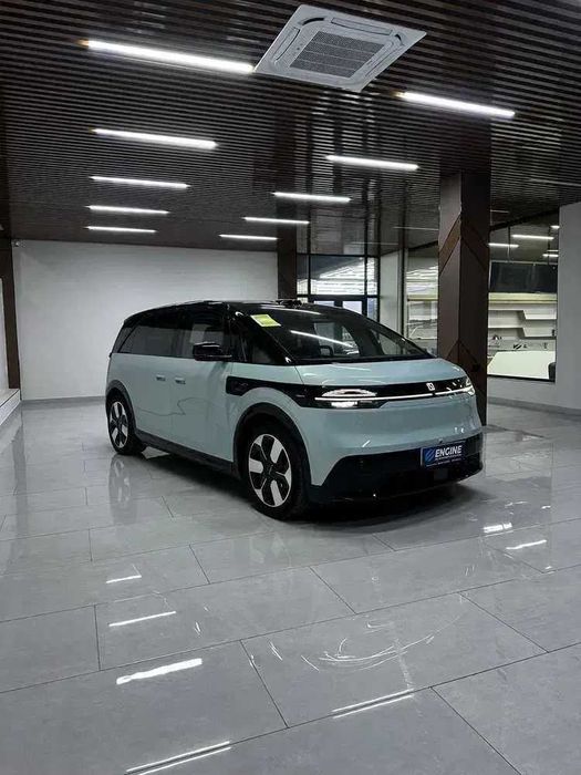 Zeekr Mix Long Range Pod Zakaz