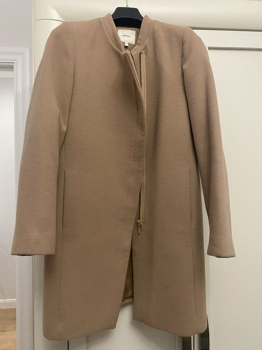 продается пальто