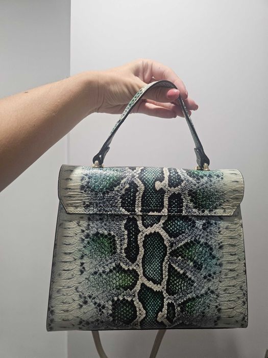 Чанта змийска синя