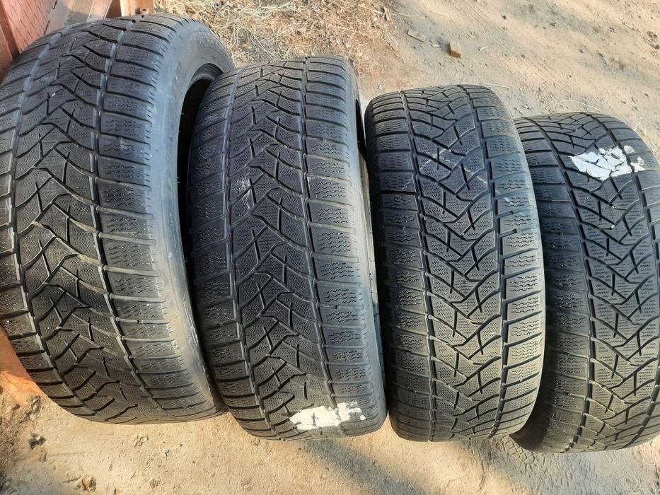 Продам шины. 255/45/20 данлап