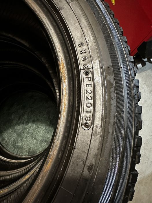 215/60 R17C 104/102T - Toyo H09 M+S DOAR 2 BUC RAMASE Oferta