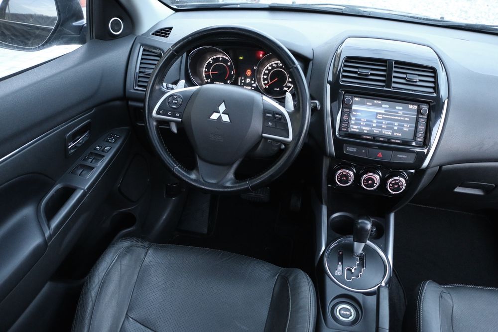 ASX Automat 4x4 Diesel Panoramic RATE Bi-Xenon, Piele, Cameră masalier, Navi