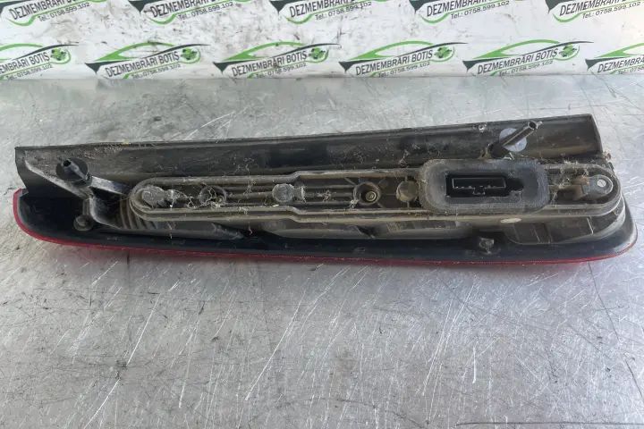 Lampa / Tripla stop dreapta pe aripa Ford C-Max 2004 1.8 MT (125 hp)