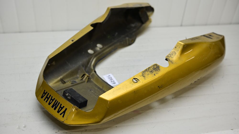 Carena Codita Spate Yamaha FZS600 1998 - 2004