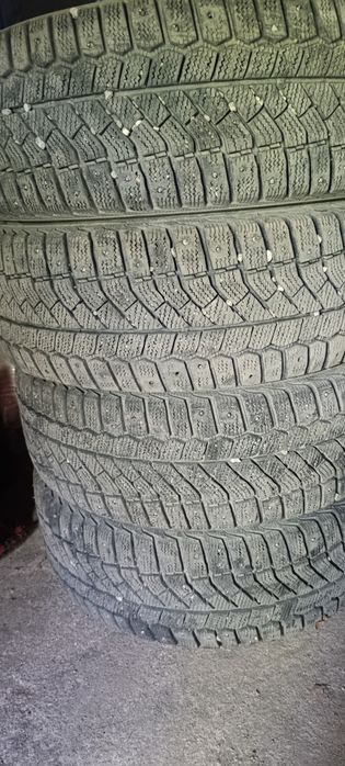 Продам шины зимние 215/60/16