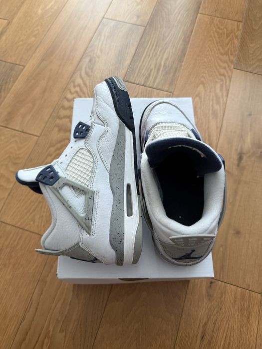 Обувки Jordan 4
