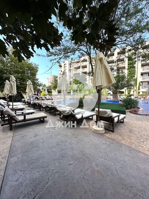 Продава се Двустаен апартамент в к.к. Слънчев бряг - 60 кв.м за 944 €/кв.м - Снимка #12