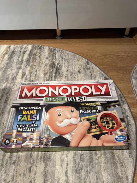 vand monopoly editie bani falsi
