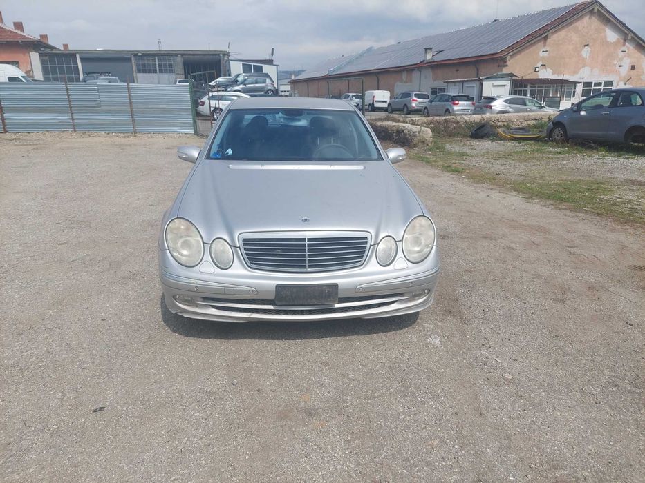 Mercedes-Benz E 270 Е270, Мерцедес W211 на части!
Май 2005