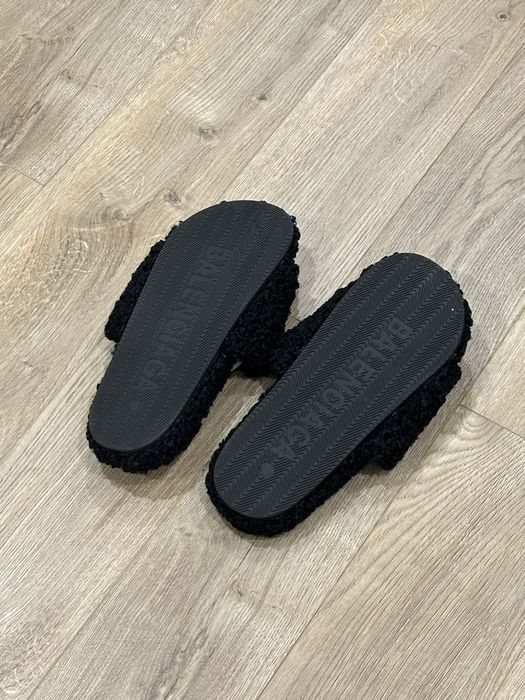 Balenciaga Furry Slide