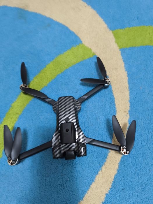 Квадрокоптер с камерой