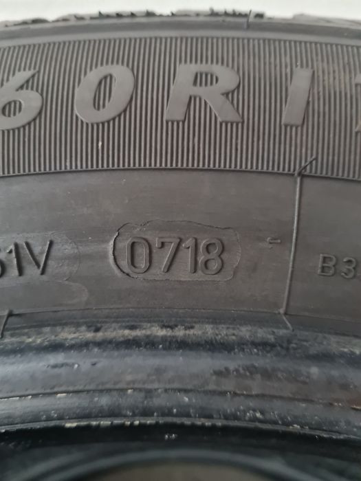Летни гуми за Бус 2 броя DUNLOP EconoDrive 215 60 R17C дот 0718