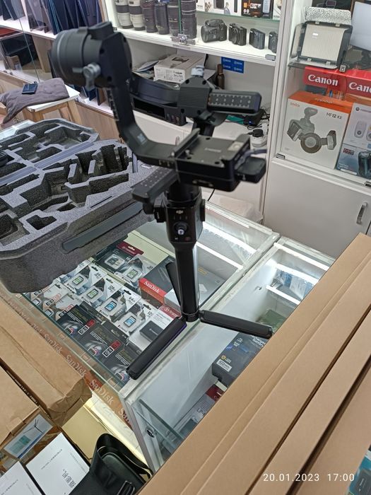 Ideal Ronin S-3 sotiladi. 400