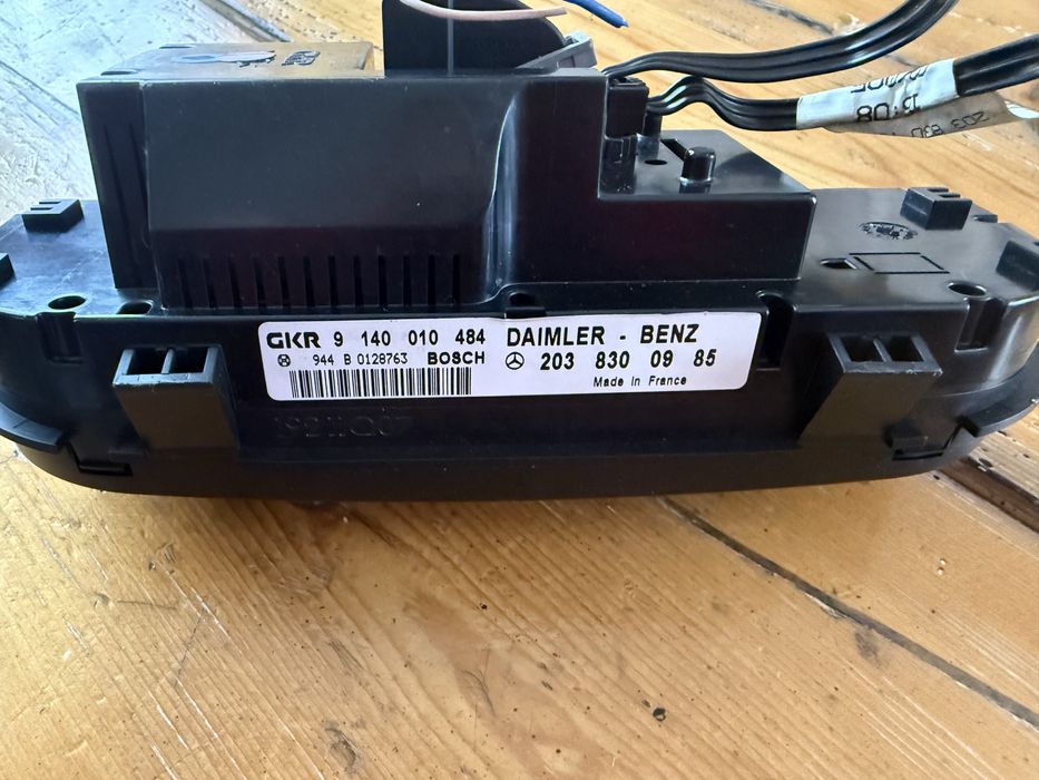 Дигитално управление климатик Мерцедес Ц класа W203 Mercedes