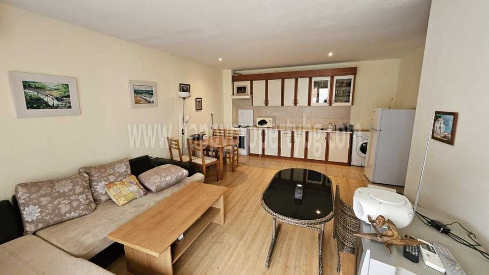 Продава се Двустаен апартамент в к.к. Слънчев бряг - 66 кв.м за 1182 €/кв.м - Снимка #2