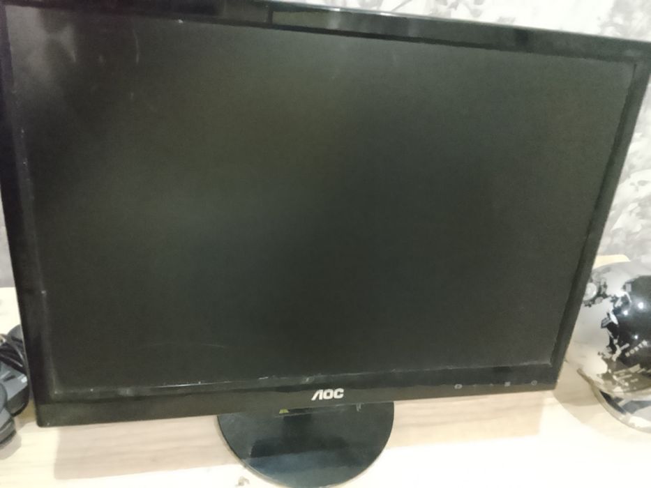 Монитор  AOC e951f