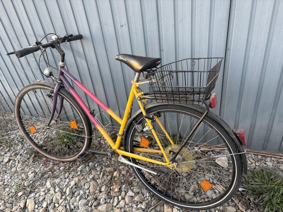 Vând biciclete cu coș