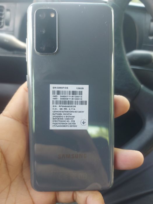 Samsung S20 память 128гб