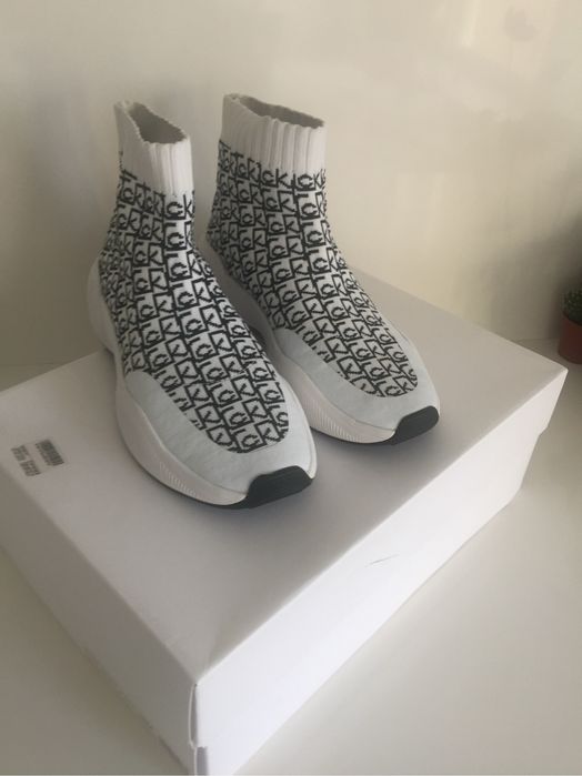 Calvin Klein обувки
