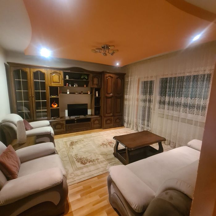 Apartament de inchiriat