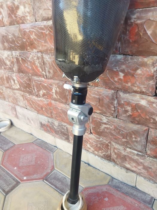 Protez chap oyoqniki