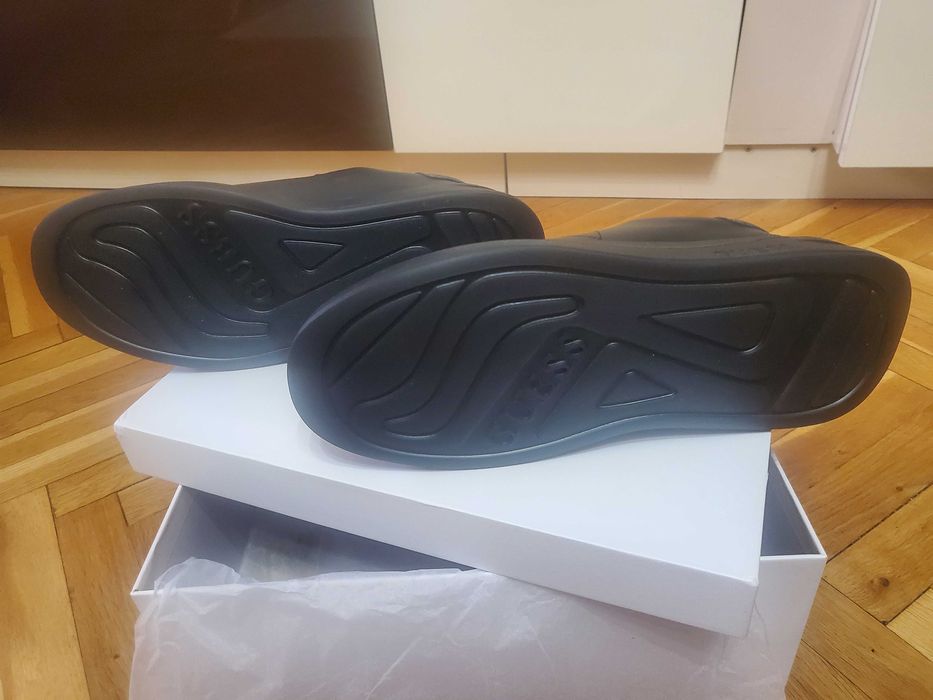 Спортно-елегантни обувки Guess 42 номер