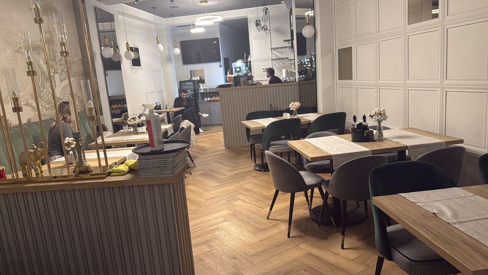 Vând afacere  la cheie !!! Restaurant în Piață Ovidiu