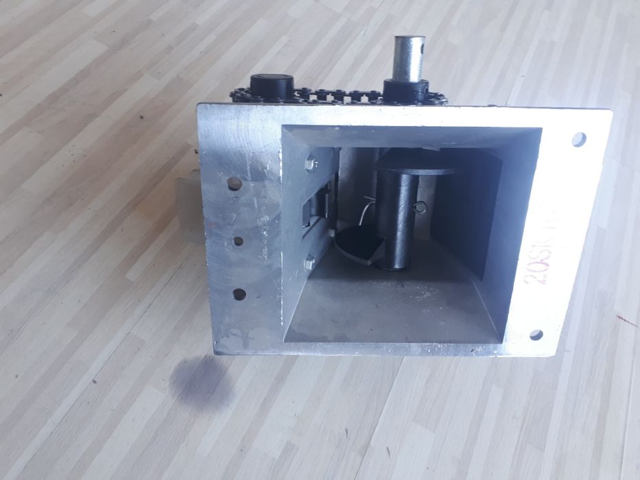 Cutie fertilizare spc ansamblat cu lant gros