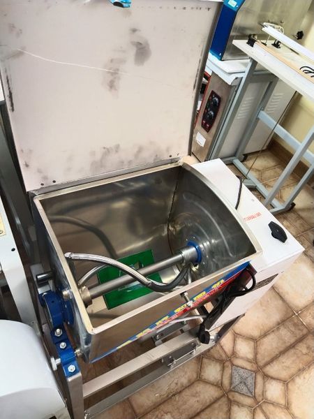 Тестомес производственный Тестомешалка