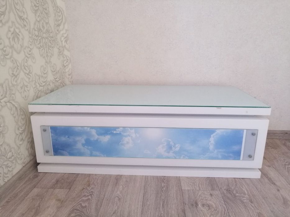 Продам подставку под телевизор