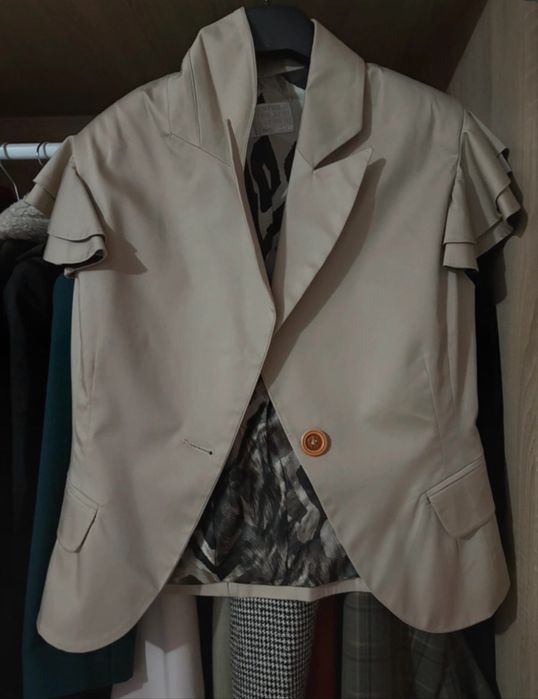 Sacou fără mâneci