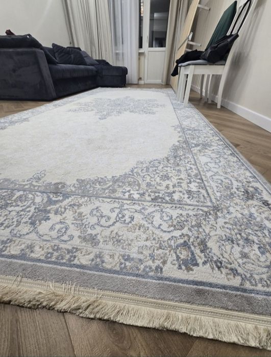 Ковёр Отдам даром в хорошем состоянии