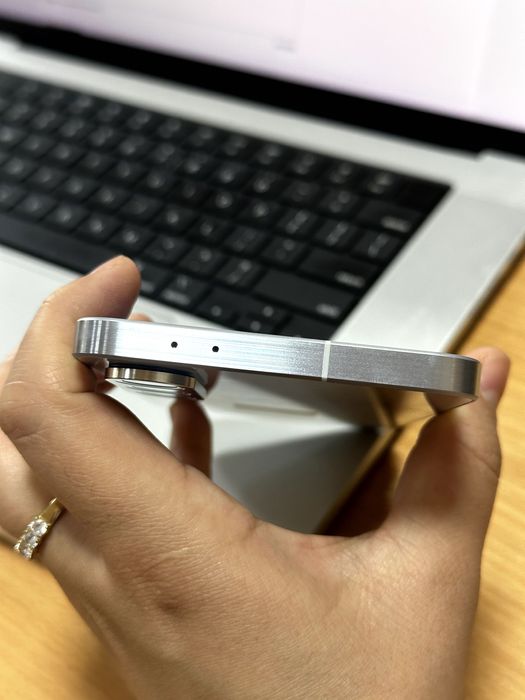 Samsung Galaxy A56 5G 8/256 GB Lightgray (och kulrang) yangidek