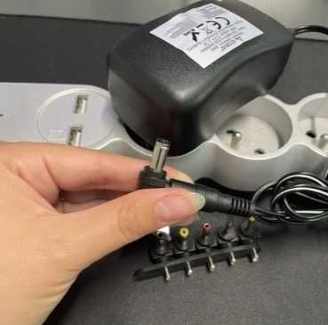 Универсален захранващ адаптер/ зарядно 30W от 3 до 12V