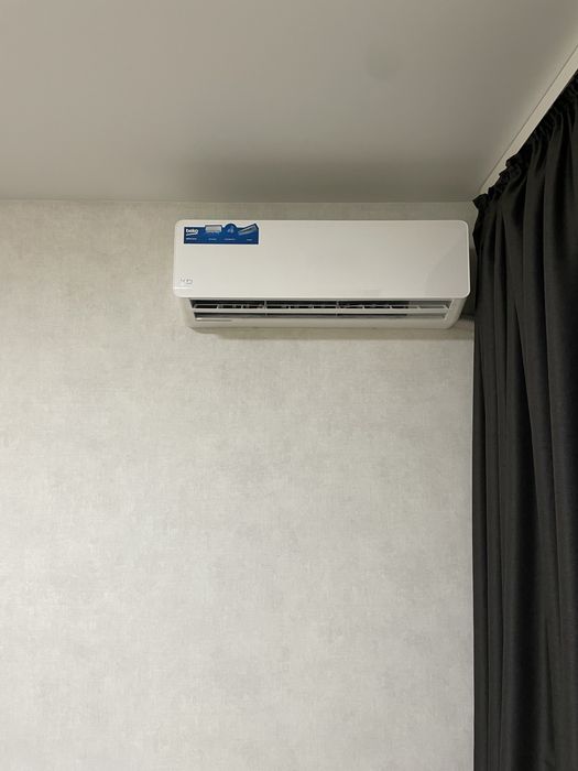 Установка кондиционера, без пыли, с пылесосом.