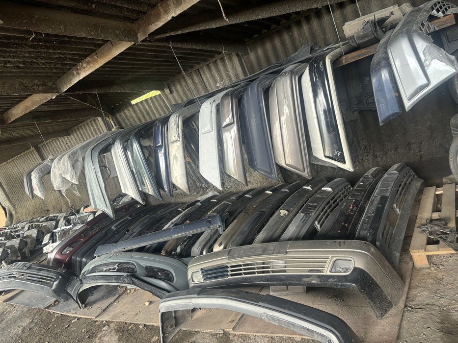 Капоты крылья фары диски бампера