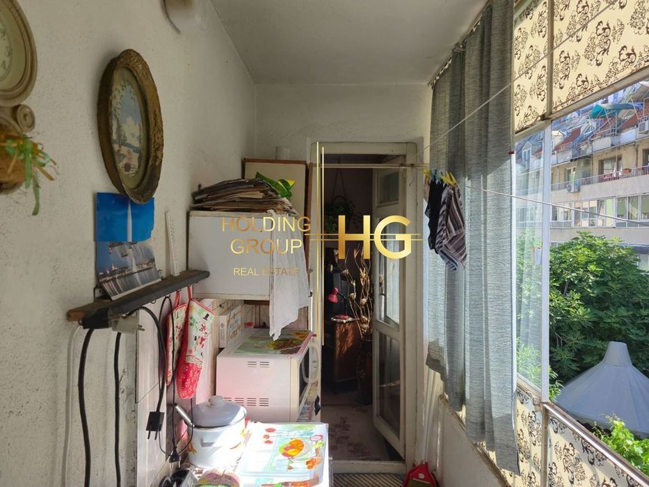 Продава се Двустаен апартамент в Варна, Окръжна болница - 77 кв.м за 2143 €/кв.м - Снимка #9