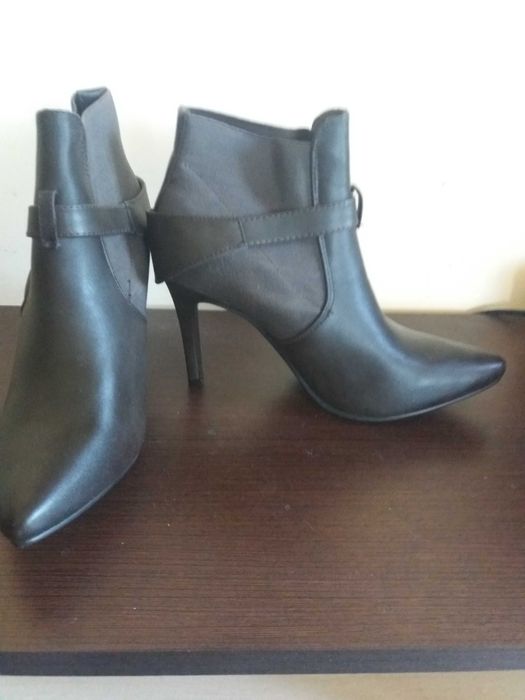 Нови обувки