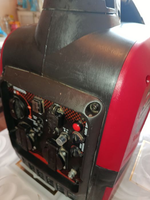 Бензиновый генератор 2квт инверторный